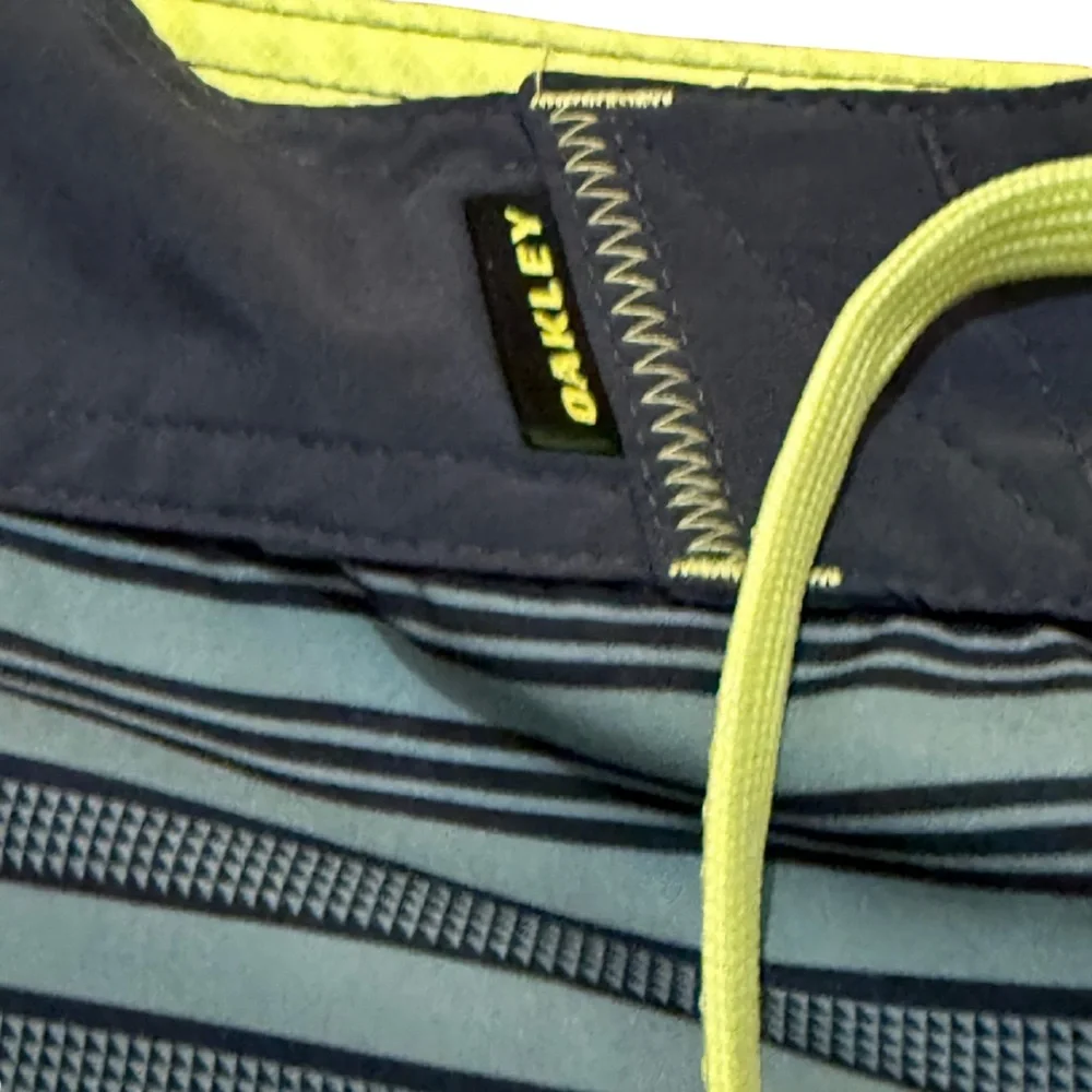 Oakley Mens‎ 36 Board Shorts Surf Swim Stretch Athleisure Y2K Beach Vacation